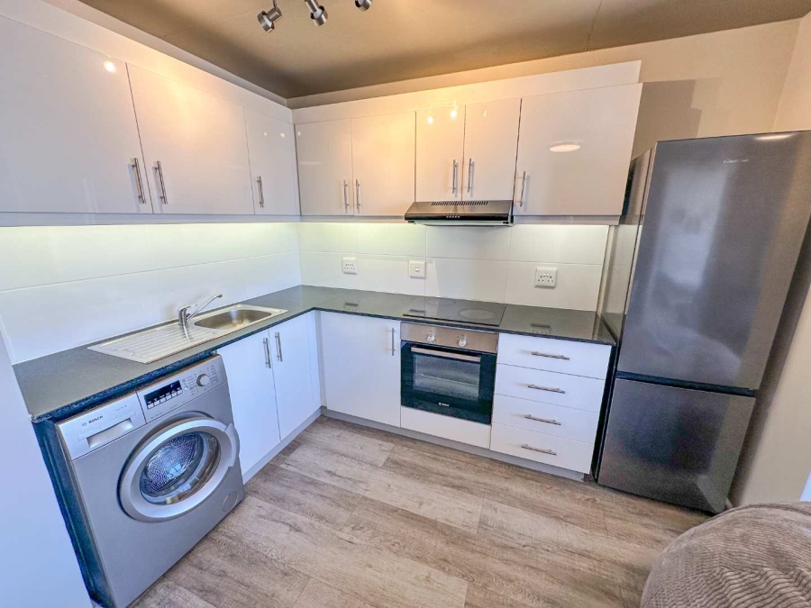 To Let 2 Bedroom Property for Rent in Observatory Western Cape